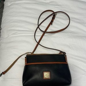 Dooney & Bourke Crossbody purse. Gently used.